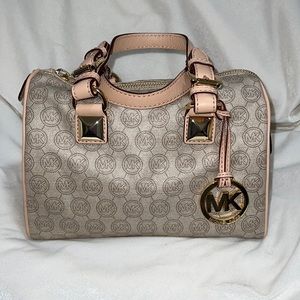 🆕 Michael Kors Handbag